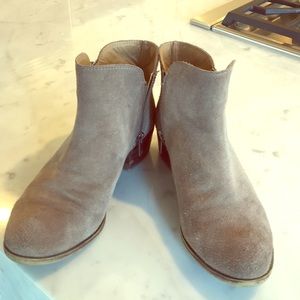 Lucky suede dual side zip ankle booties